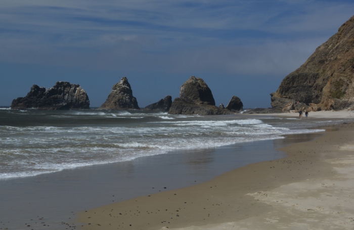 Maxwell Beach and unnamed rock formations